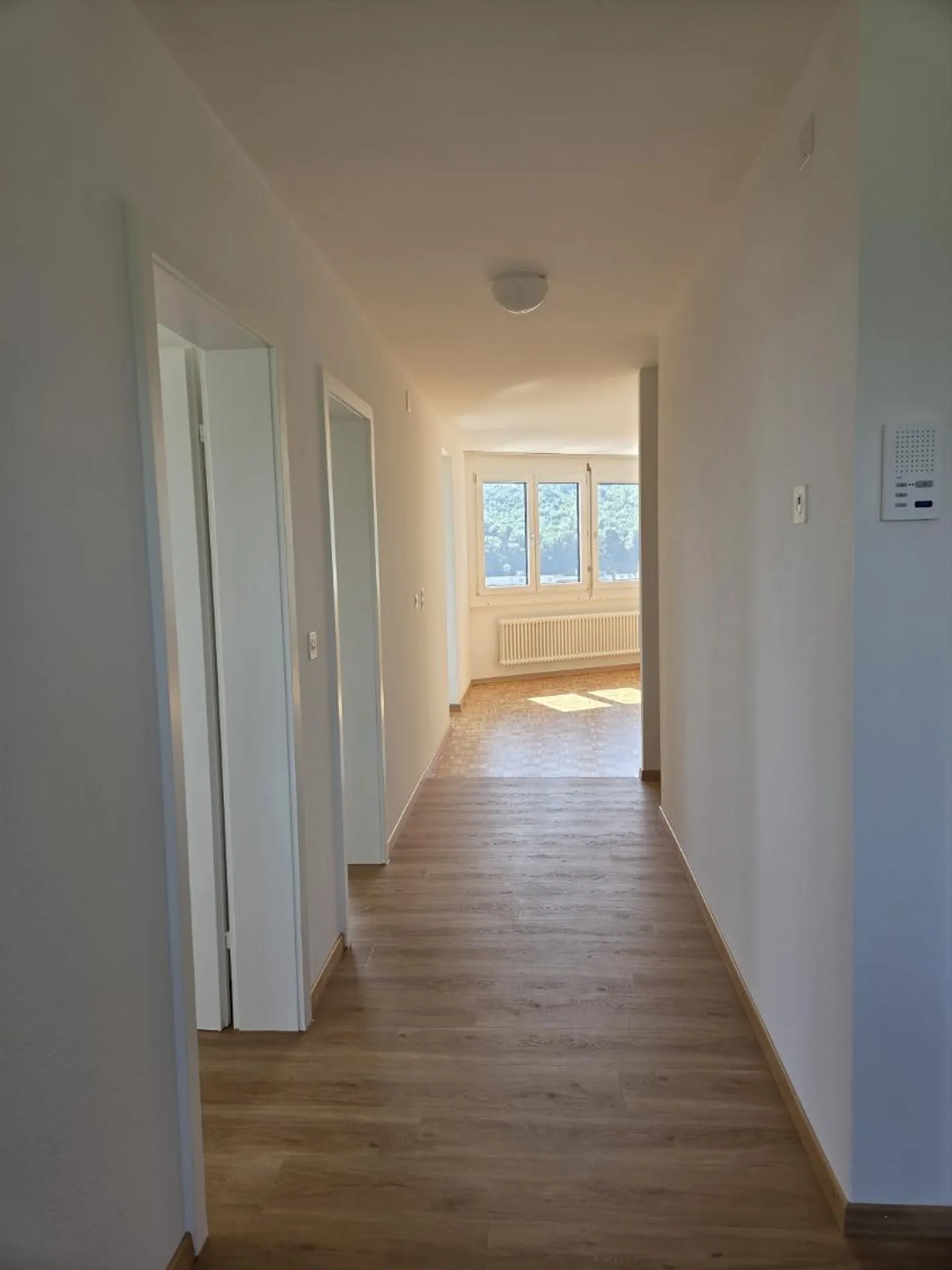 Helle 4½-Zimmer-Wohnung mit Balkon - Foto 3 von 10