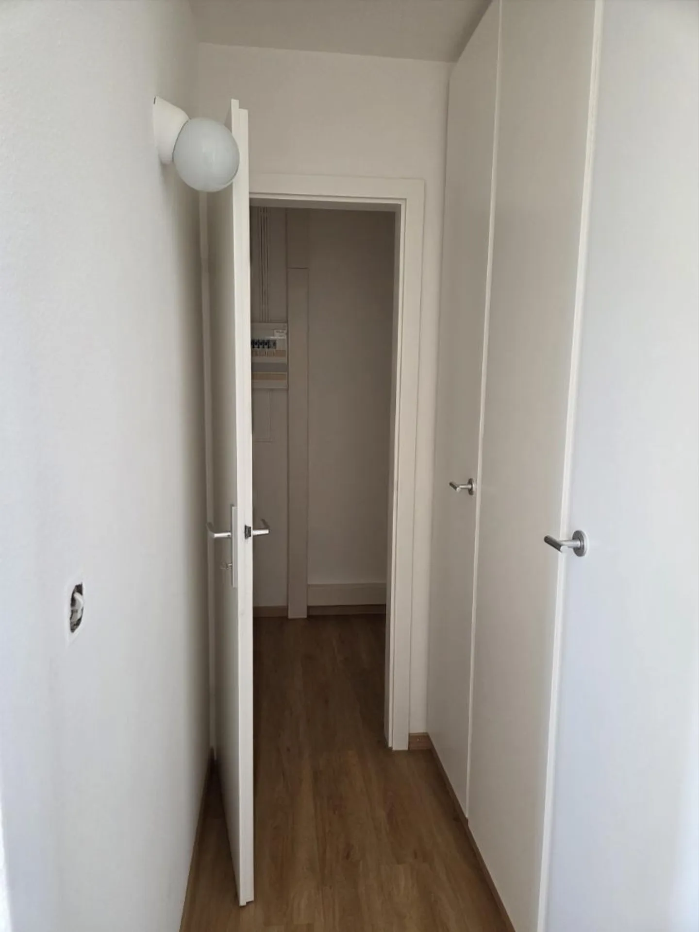 Helle 4½-Zimmer-Wohnung mit Balkon - Foto 4 von 10