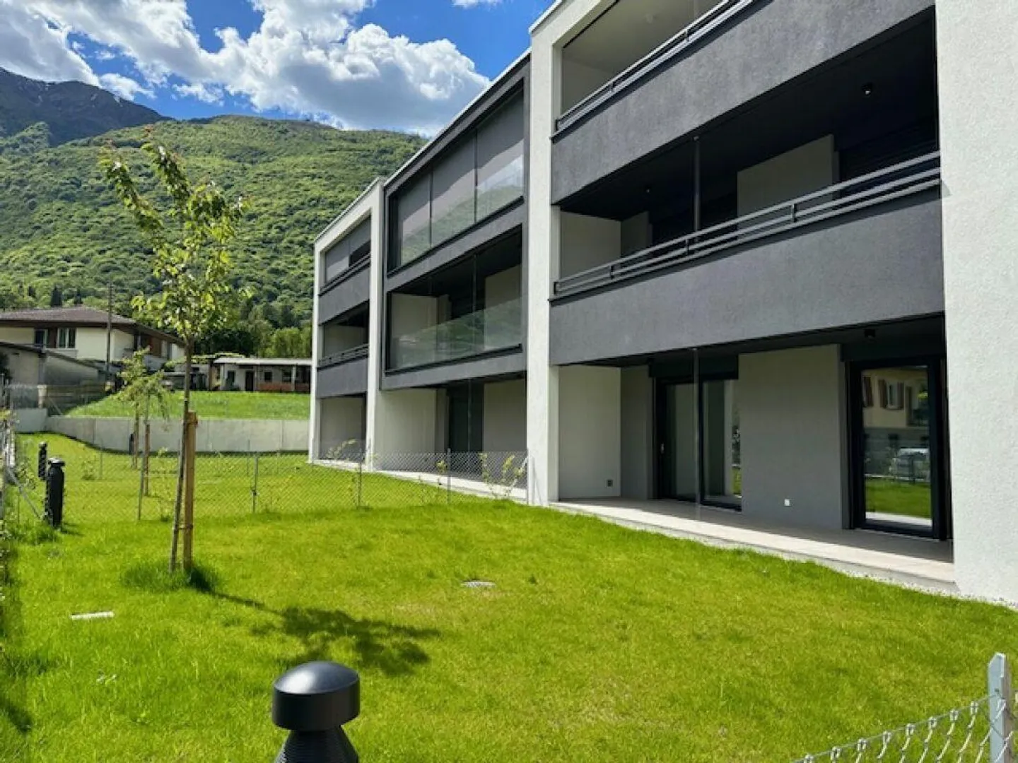 Residence of the Sun 3.5 with Garden - Photo 2 of 16