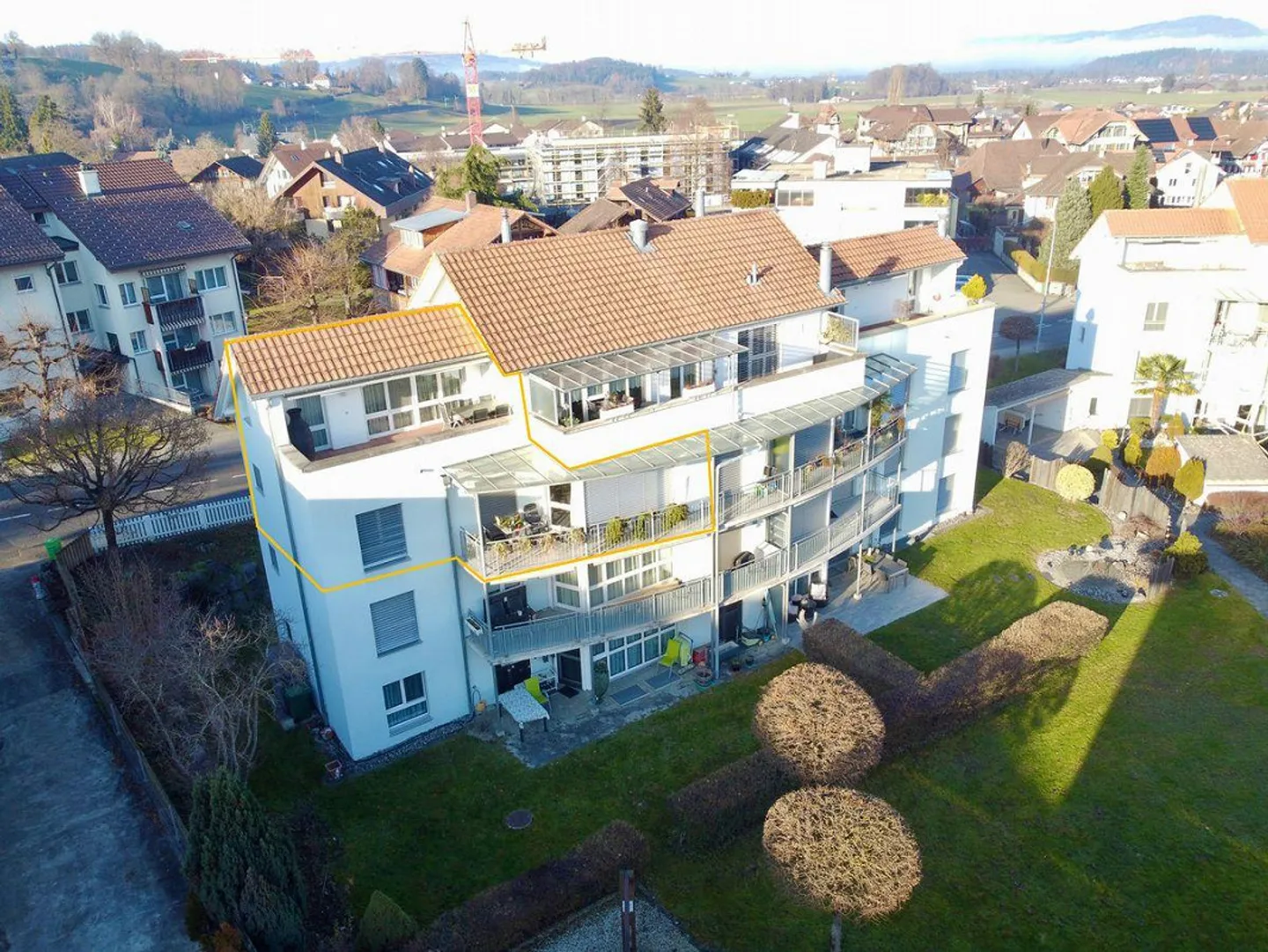 Grosszügige Maisonette mit Terrasse - Foto 1 von 11