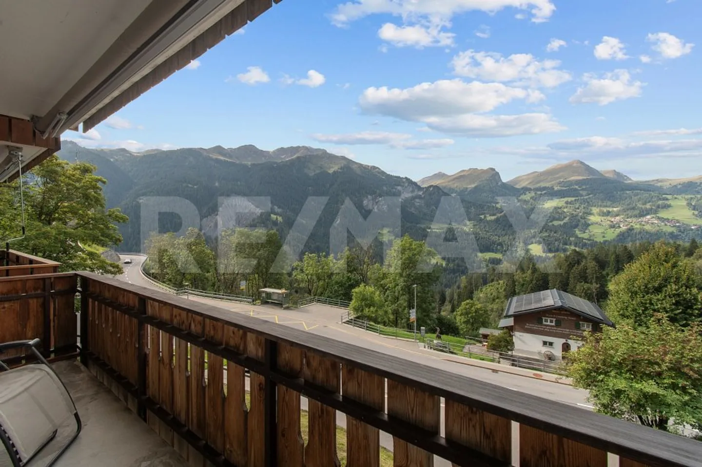 Appartamento 3 locali con vista montagna - Foto 1 di 13