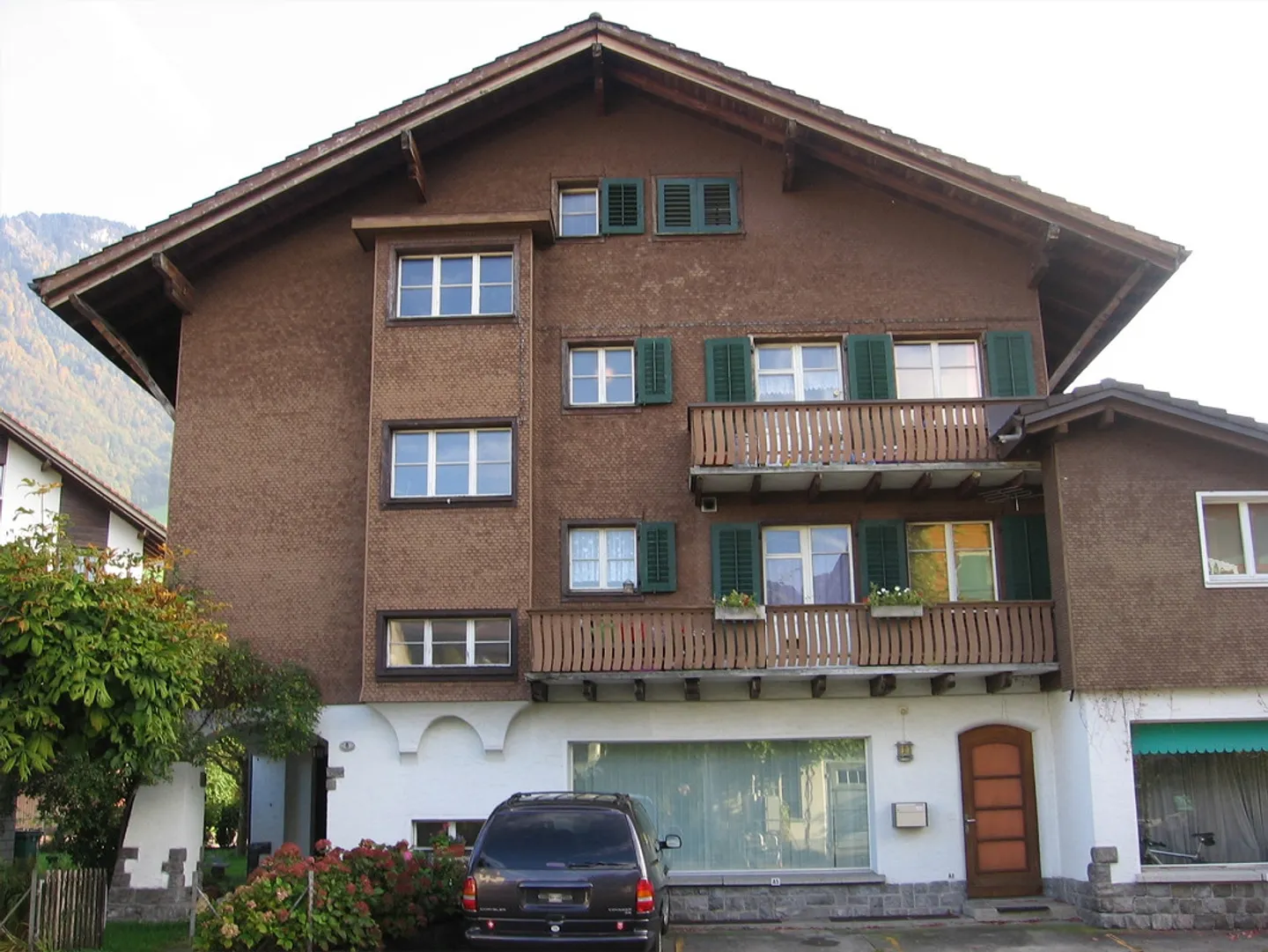 Charmante Dachwohnung - Foto 1 von 7