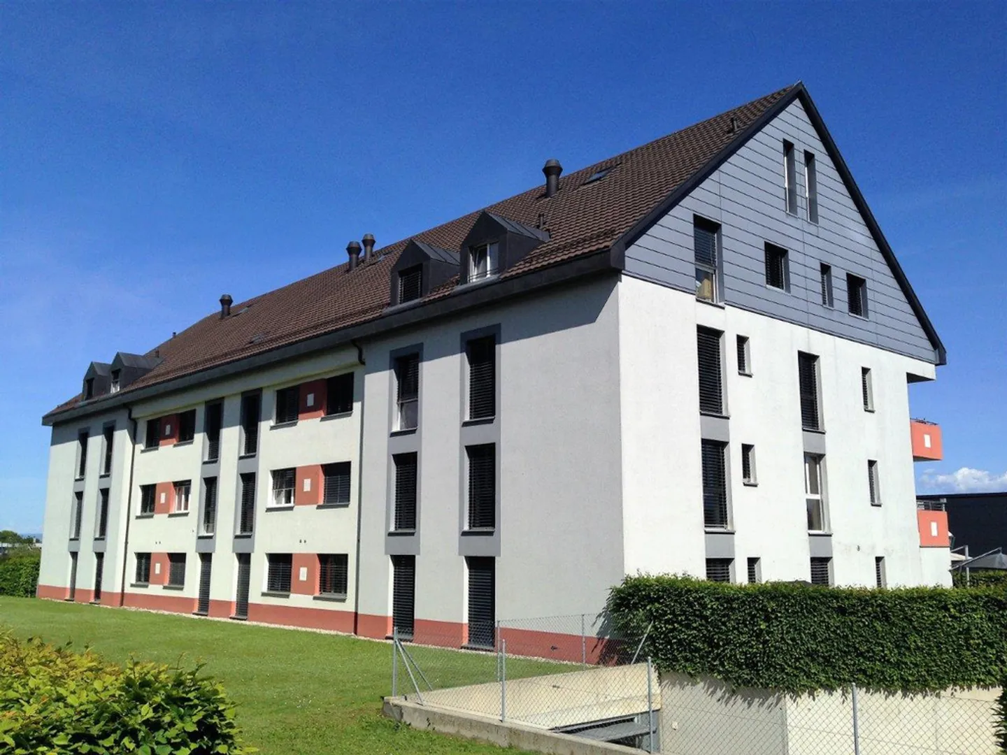 4-room apartment - Photo 1 of 2