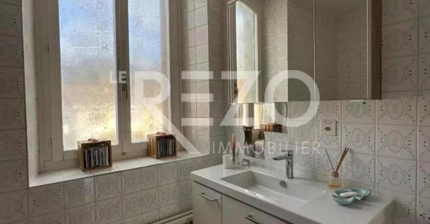 Appartement Charmant près de la Gare - Photo 9 sur 10