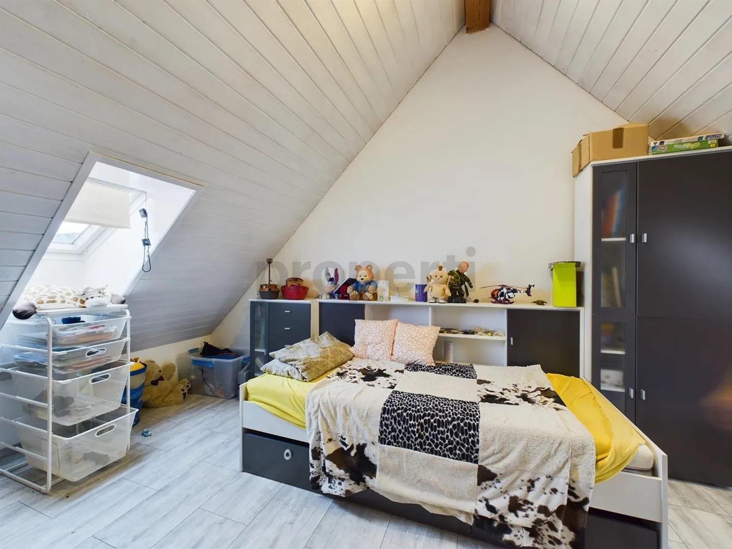 Charmant 5.5-Zimmer-Maisonette-Wohnung in Trasadingen - Foto 5 von 11