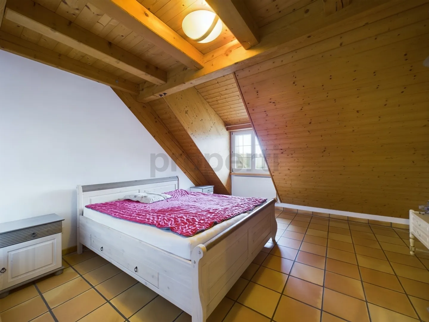 Charmant 5.5-Zimmer-Maisonette-Wohnung in Trasadingen - Foto 6 von 11