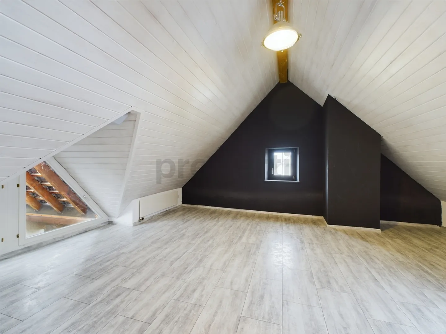 Charmant 5.5-Zimmer-Maisonette-Wohnung in Trasadingen - Foto 7 von 11
