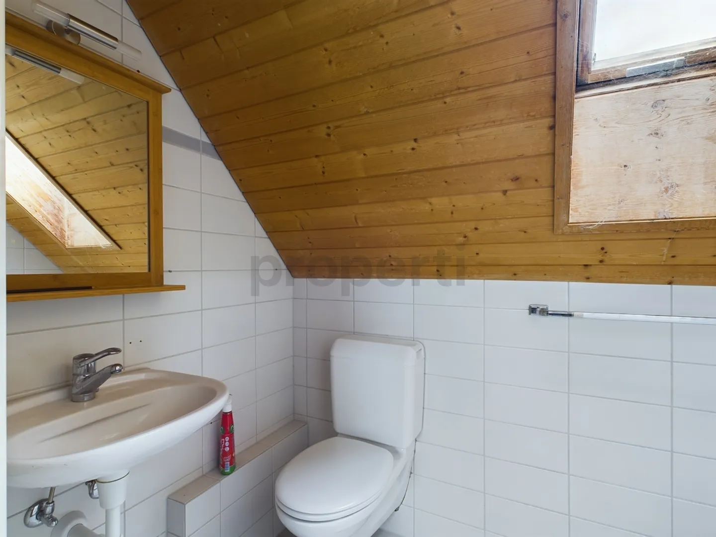 Charmant 5.5-Zimmer-Maisonette-Wohnung in Trasadingen - Foto 9 von 11