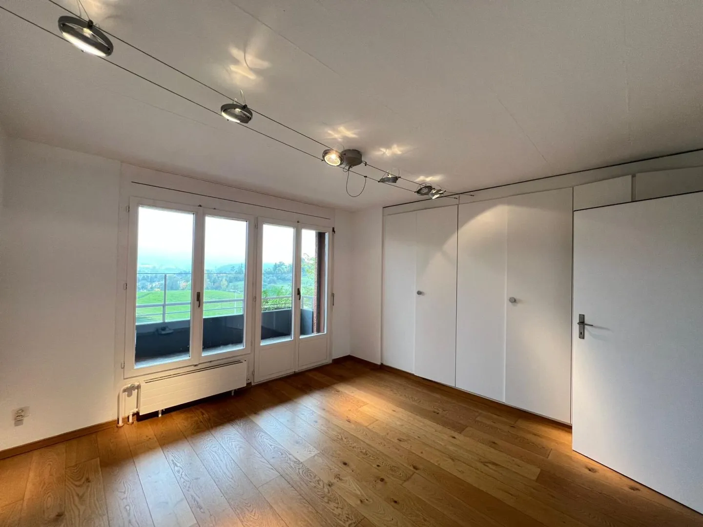Your new home in Rüschlikon - Single-family house with garden paradise and panoramic view - Photo 4 of 10