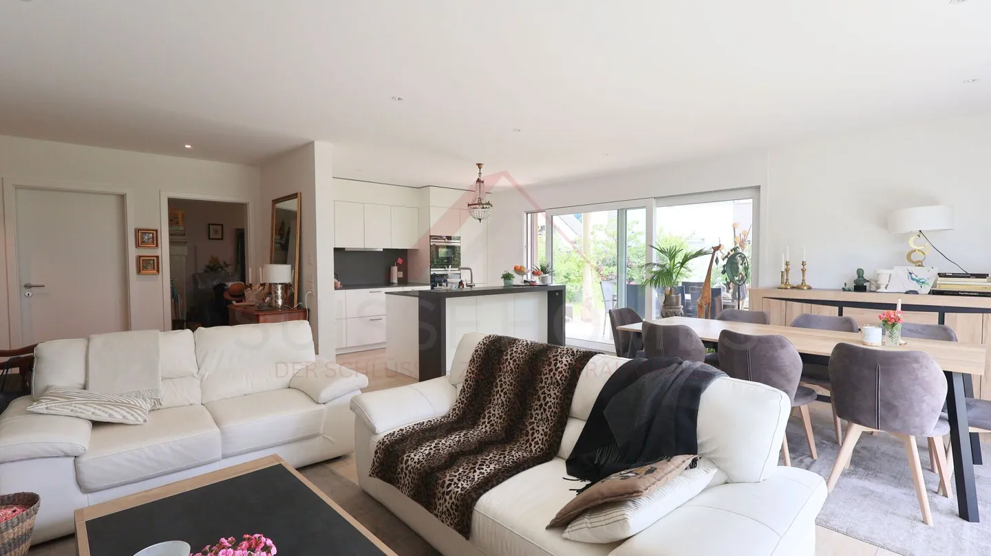 Opportunité rare sur le marché - appartement de 3.5 pièces avec vaste jardin pri - Photo 6 of 11