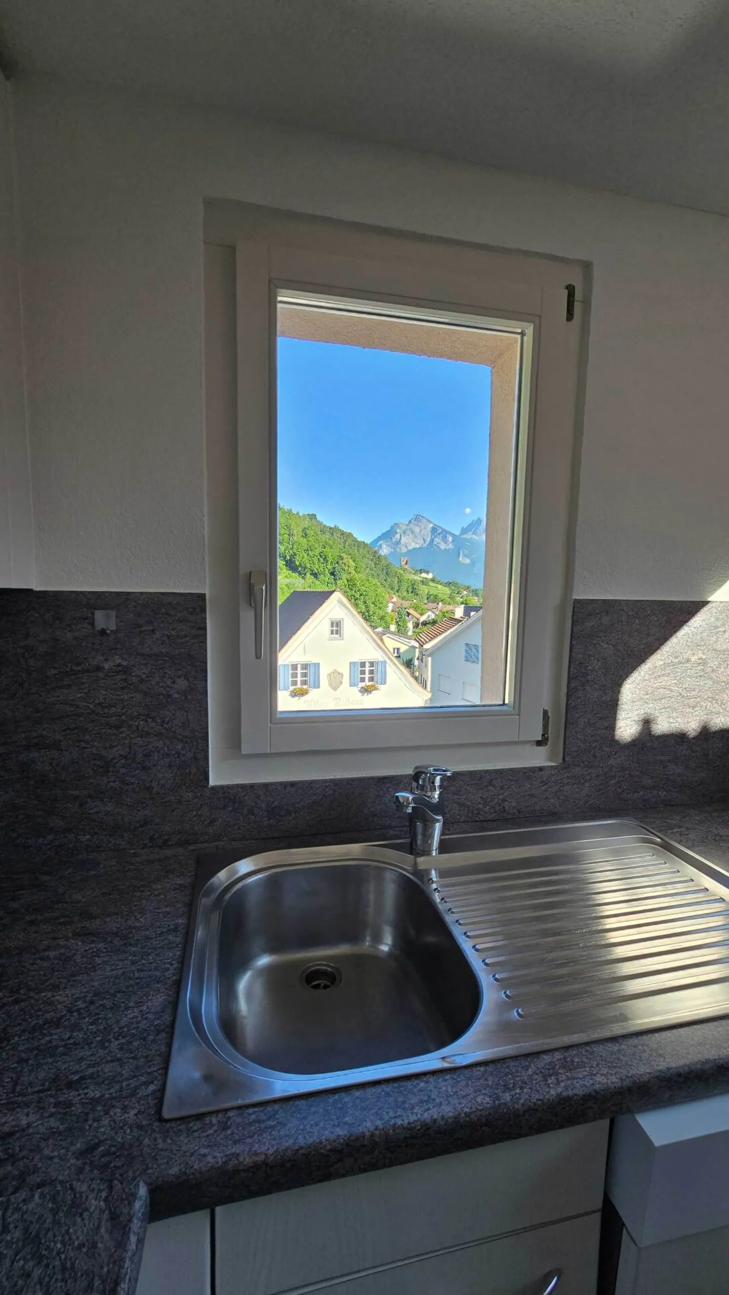 4,5-Zimmerwohnung im Zentrum von Bad Ragaz - Photo 3 sur 10