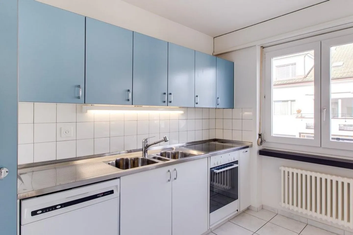 Ampio appartamento di 4,5 locali vicino al lago a Küsnacht - Foto 6 di 8