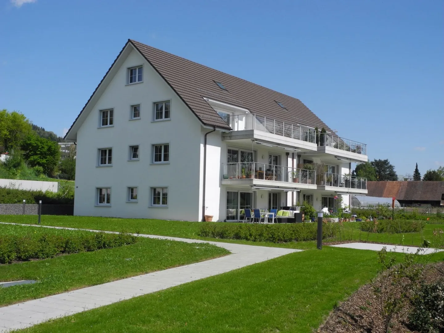3.5 - Maisonette Apartment for Rent in Unterengstringen - Photo 1 of 10