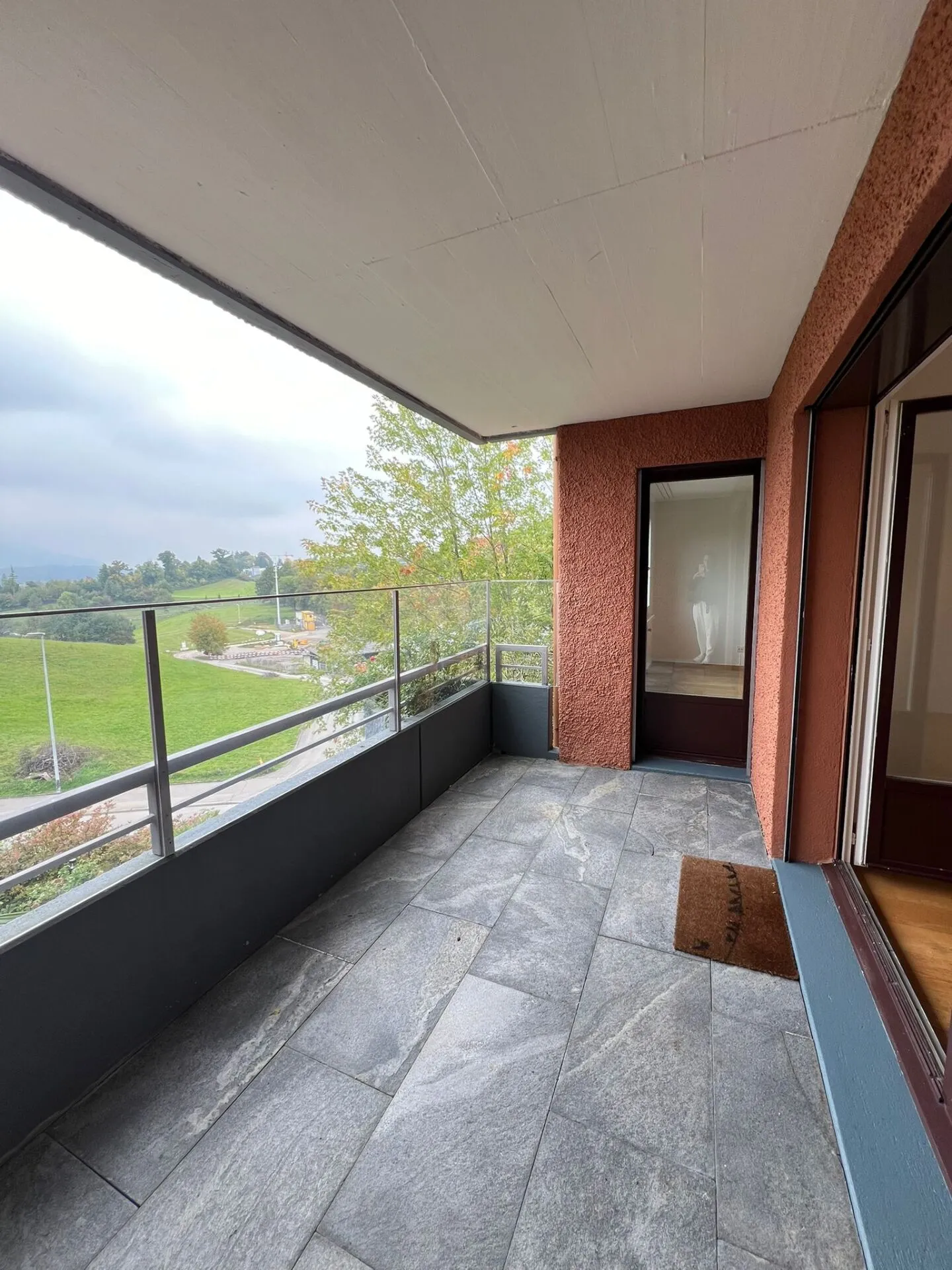 Your new home in Rüschlikon - Single-family house with garden paradise and panoramic view - Photo 9 of 10