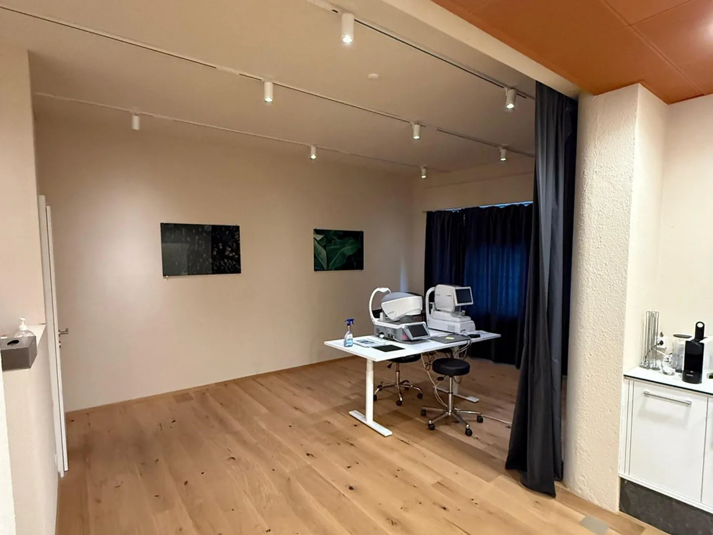 Spazio commerciale moderno in una posizione centrale - Foto 5 di 10