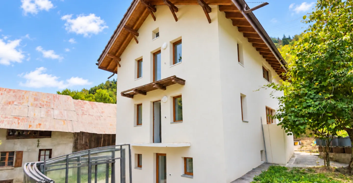 New income-generating building with a yield of 5.47% - Sion - Turin-Salins - Photo 1 of 13