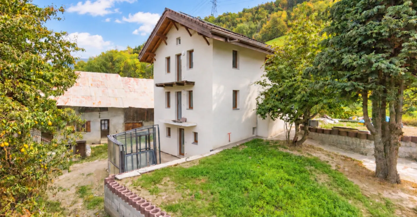 New income-generating building with a yield of 5.47% - Sion - Turin-Salins - Photo 2 of 13