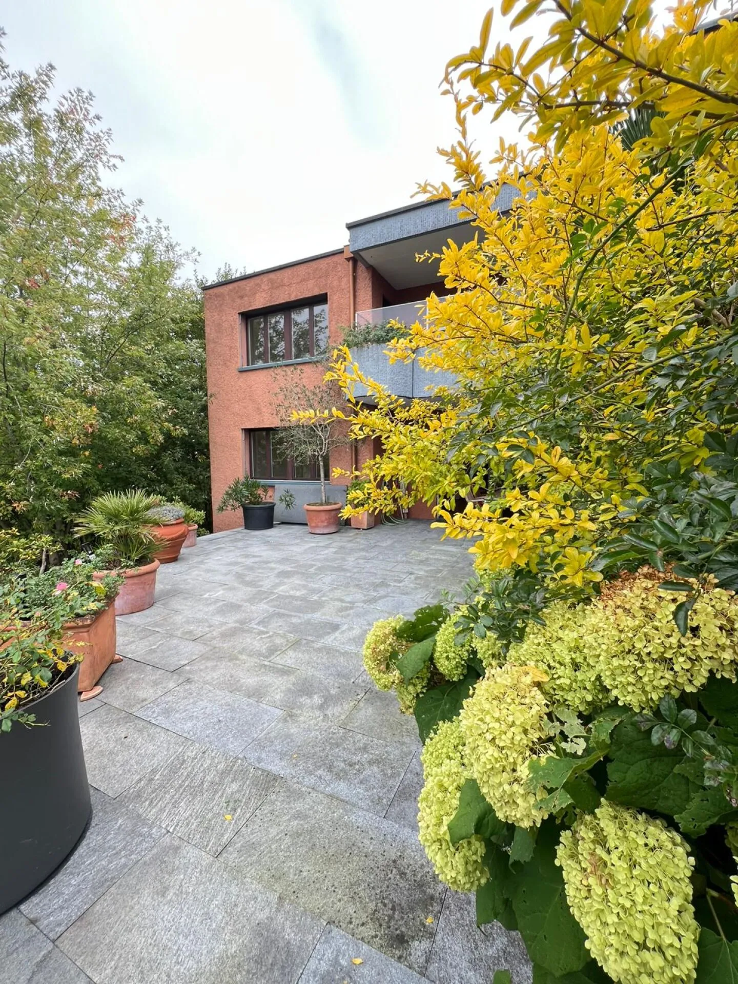 Your new home in Rüschlikon - Single-family house with garden paradise and panoramic view - Photo 10 of 10
