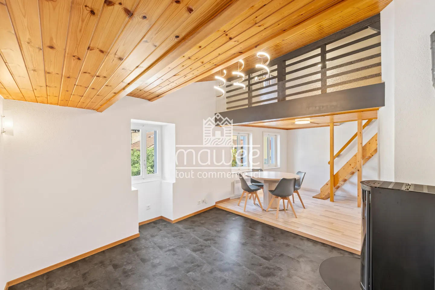 Petite maison de village de 3 pièces, cosy et pleine de charme - Foto 1 di 13