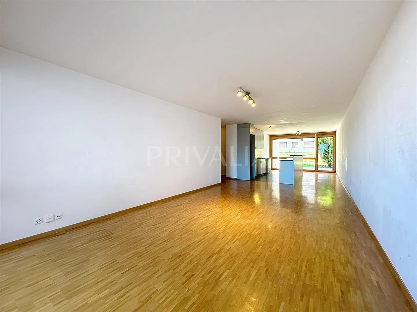 Bel appartement en rez-de-chaussée près des organisations internationales - Photo 3 sur 9