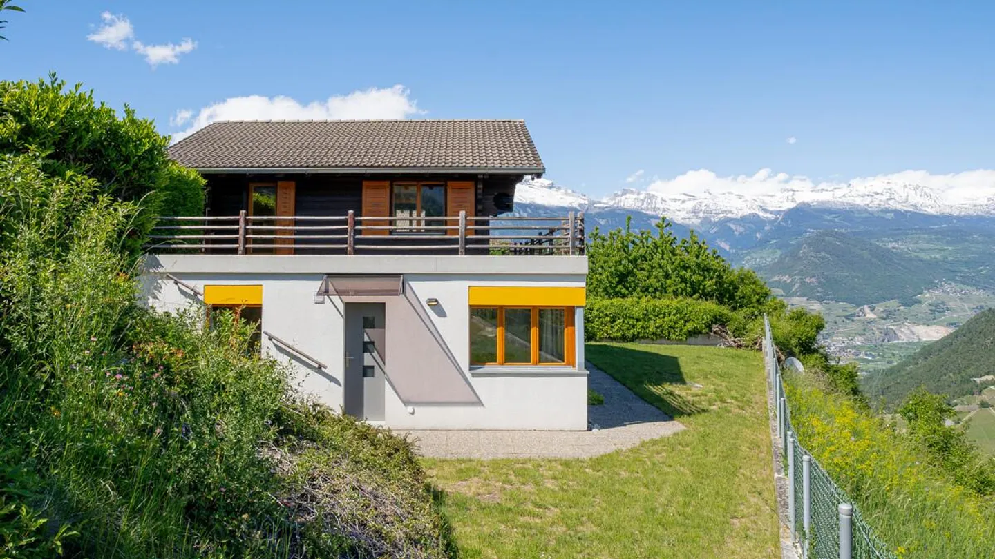 Chalet bifamiliare in una posizione tranquilla a Vex - Foto 5 di 32