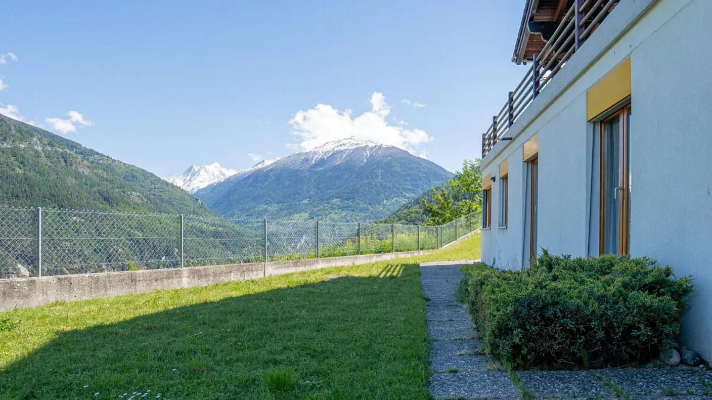 Chalet bifamiliare in una posizione tranquilla a Vex - Foto 6 di 32