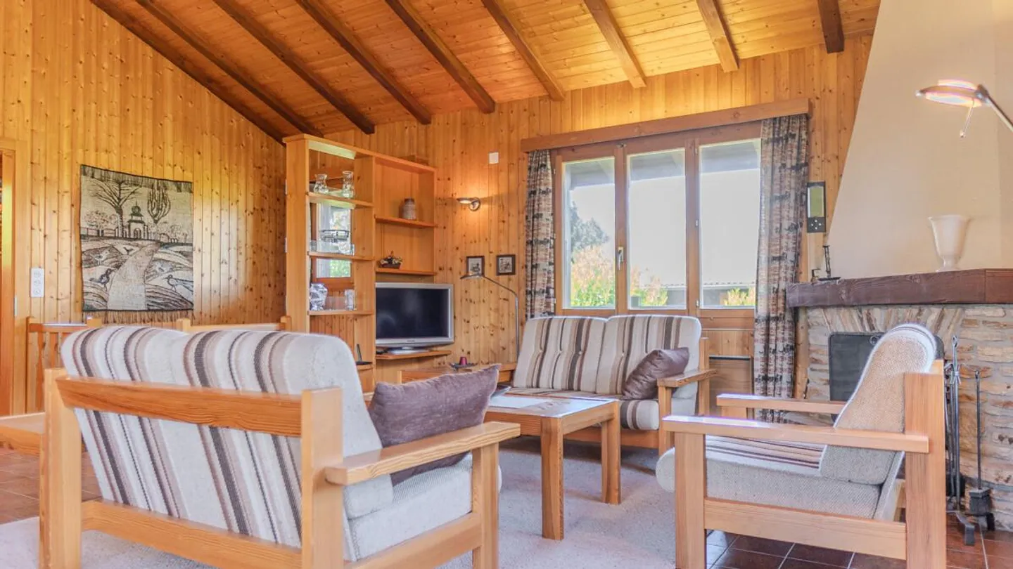 Chalet bifamiliare in una posizione tranquilla a Vex - Foto 10 di 32