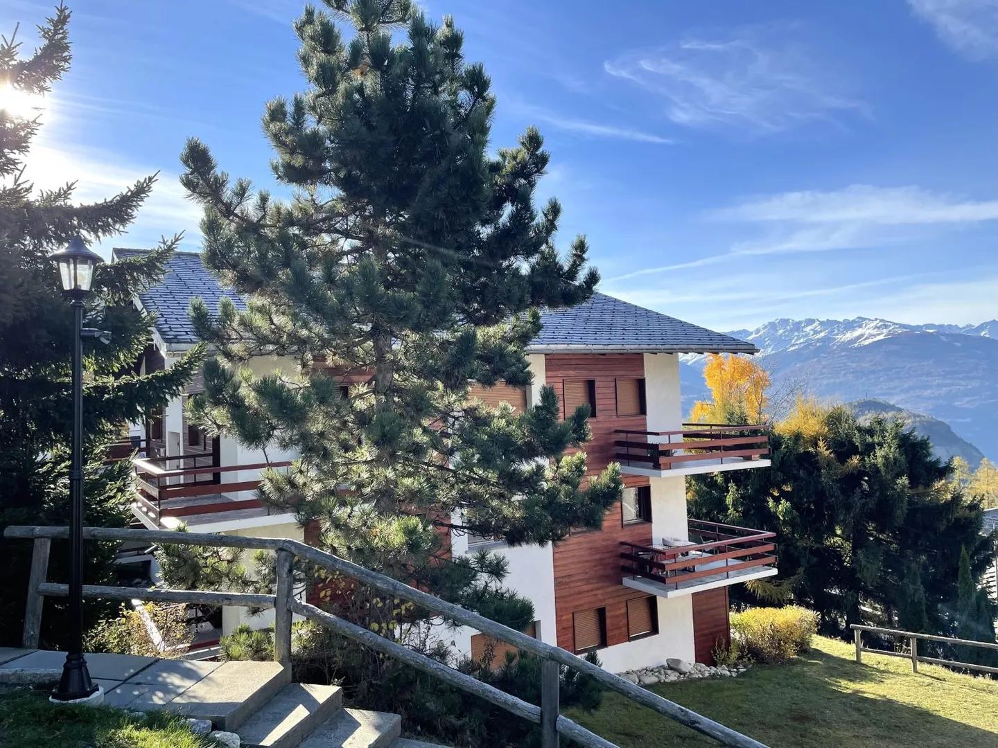 Appartement Charmant près de Crans-Montana - Photo 2 sur 10