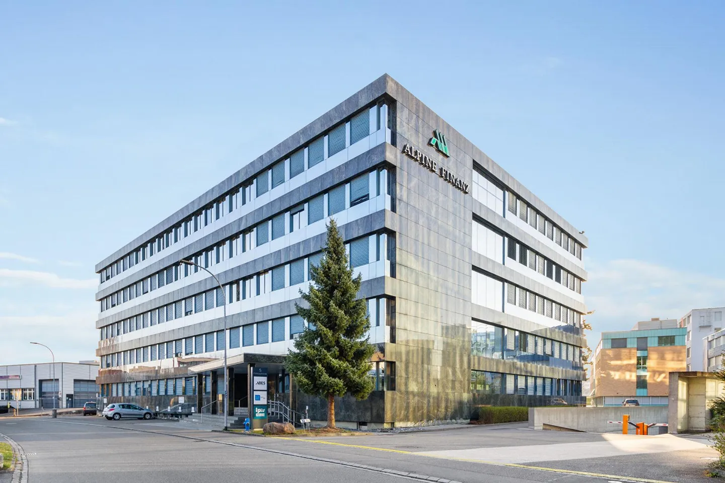 Spazio ufficio attraente vicino alla stazione di Glattbrugg - Foto 1 di 13