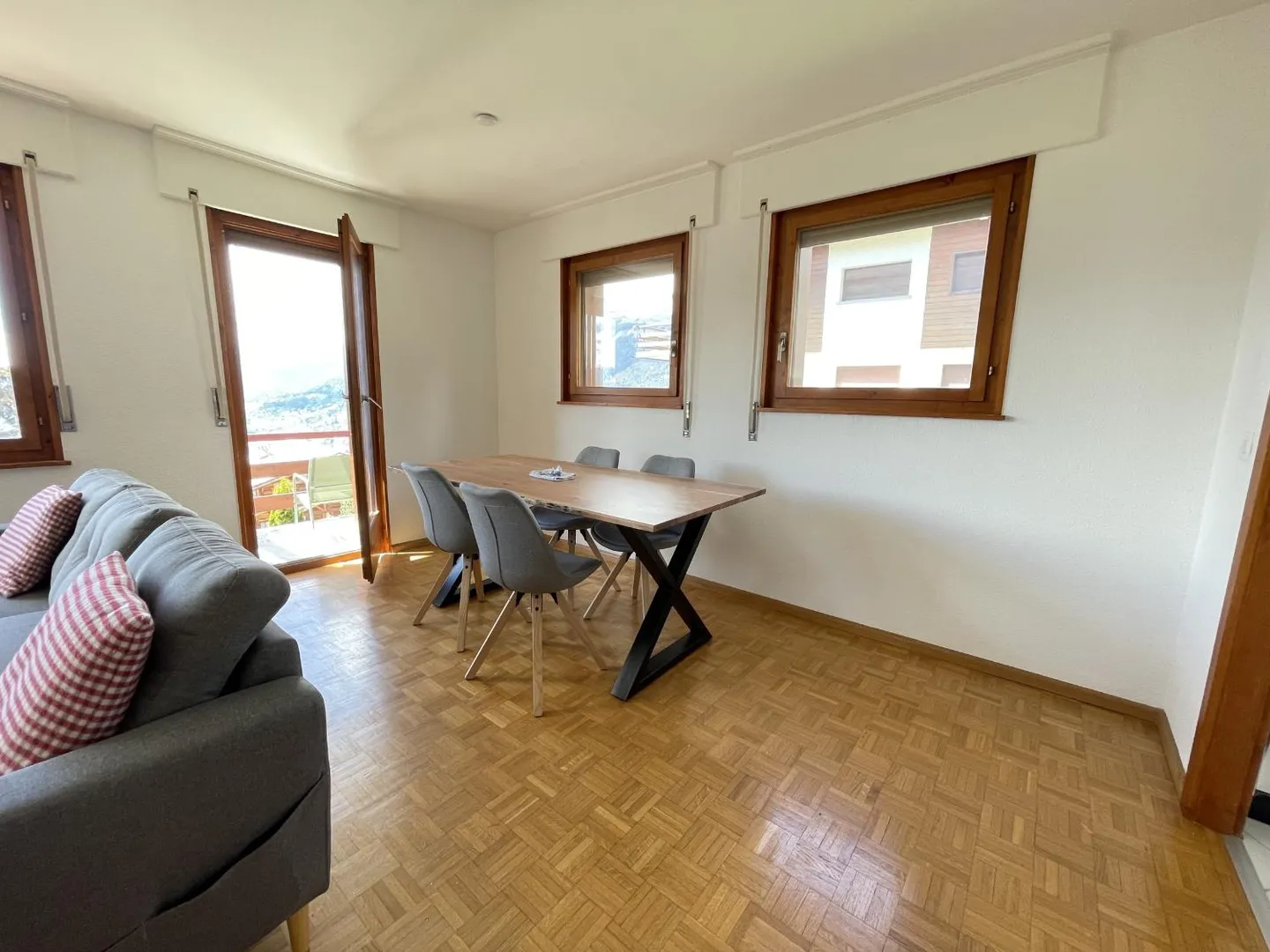 Appartement Charmant près de Crans-Montana - Photo 4 sur 10