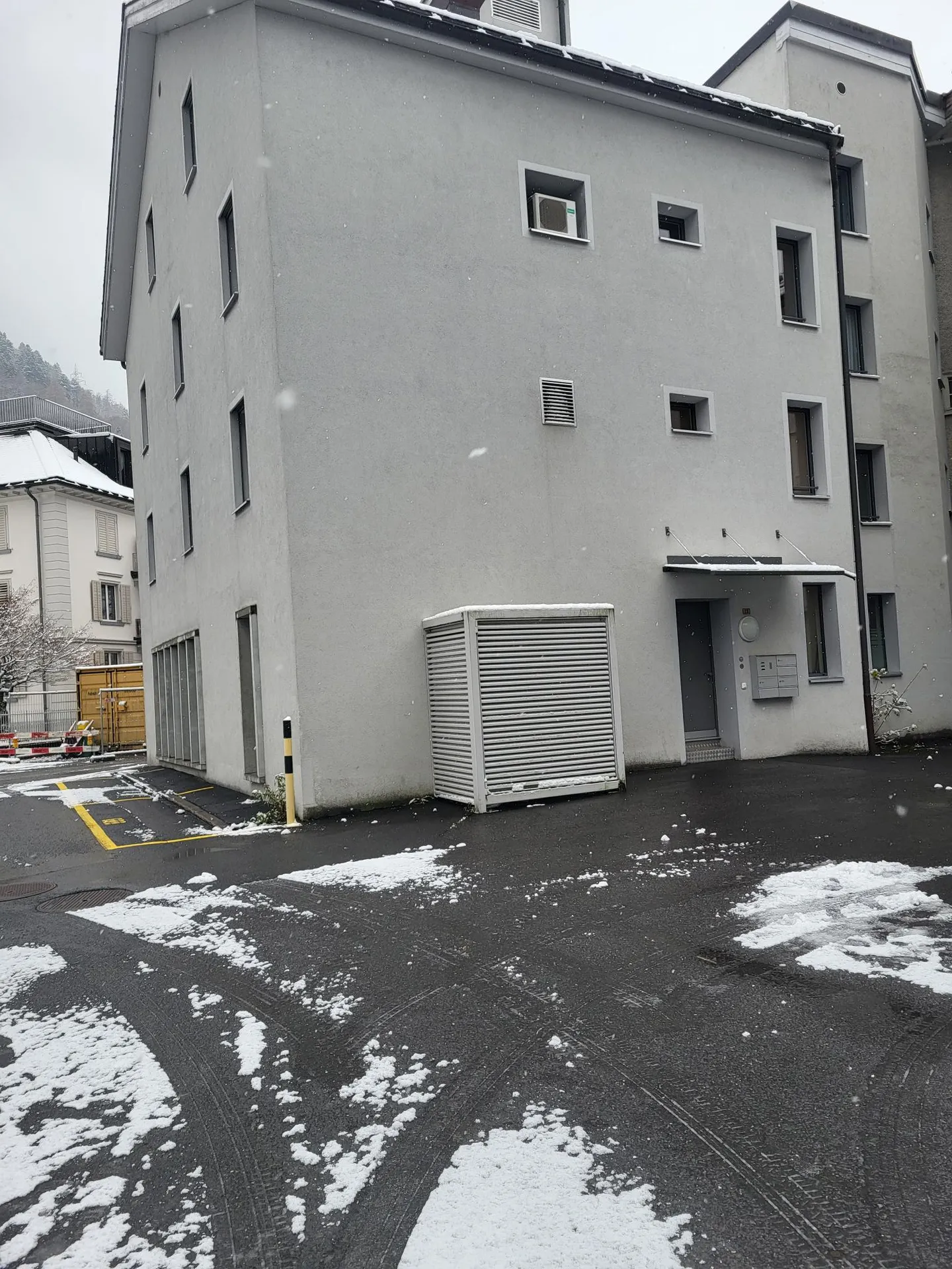 Top 4,5-Zimmerwohnung zentral gelegen - Foto 1 von 10