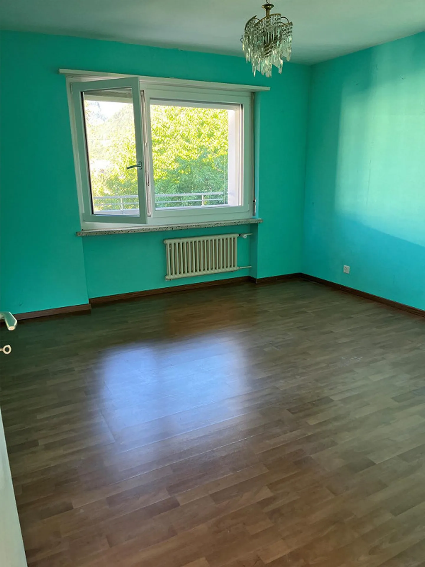 Attractive 3-room apartment ideal as a home or investment - Photo 7 of 8