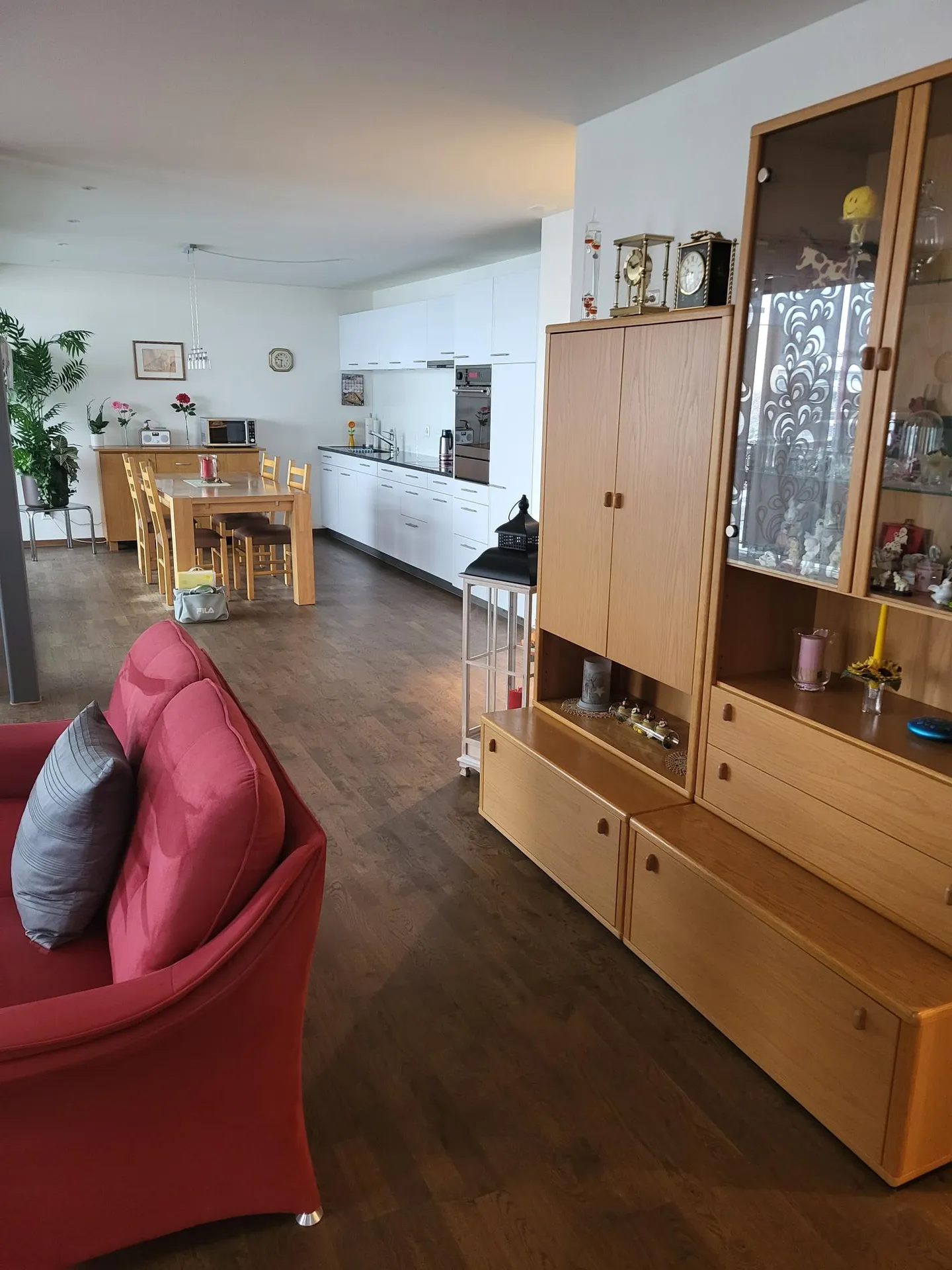 Top 4,5-Zimmerwohnung zentral gelegen - Foto 3 von 10