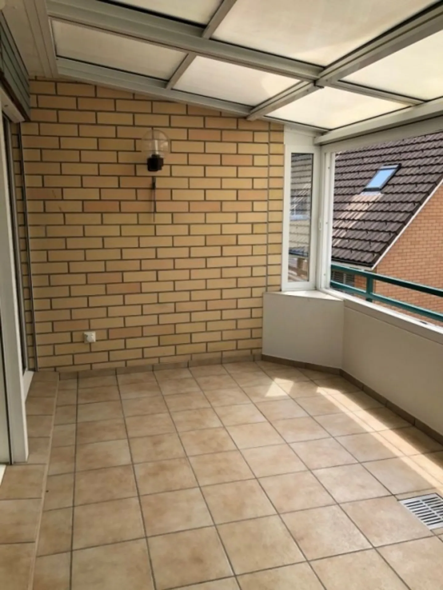 Appartement en duplex de 5,5 pièces sous les combles - Photo 5 sur 20