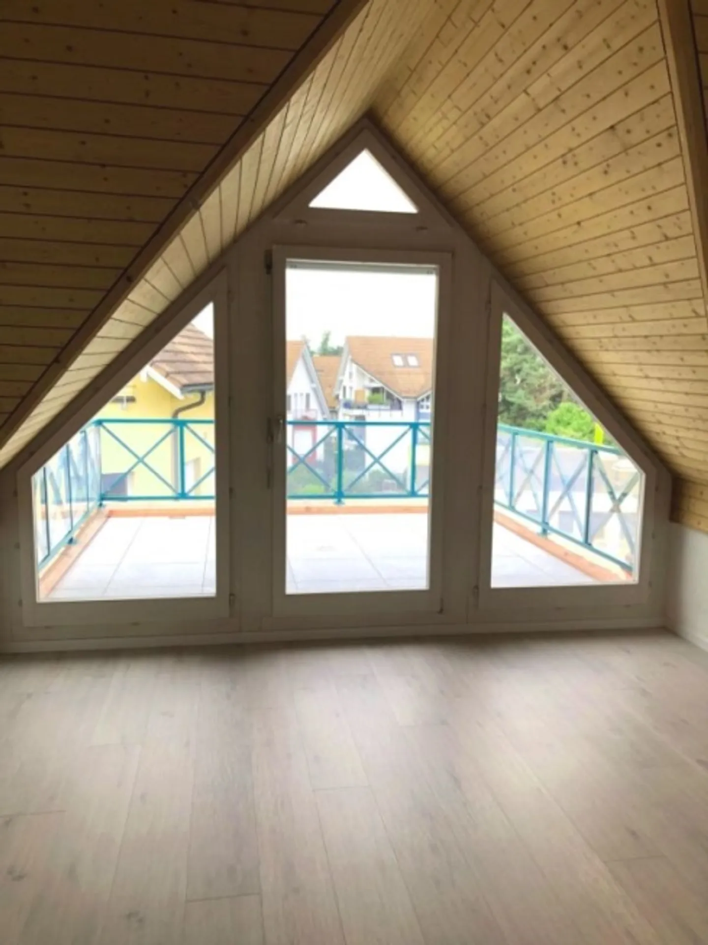 Appartement en duplex de 5,5 pièces sous les combles - Photo 13 sur 20