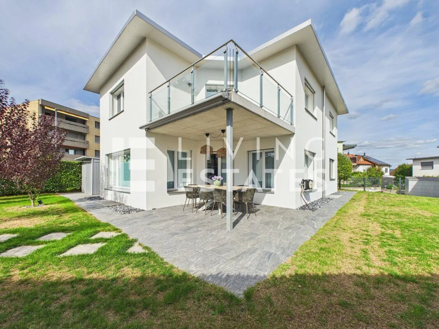 Stilvolles freistehendes Haus mit Garten - Foto 18 von 24
