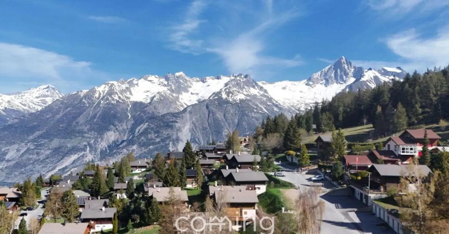Chalet with Stunning Views - Photo 1 of 11