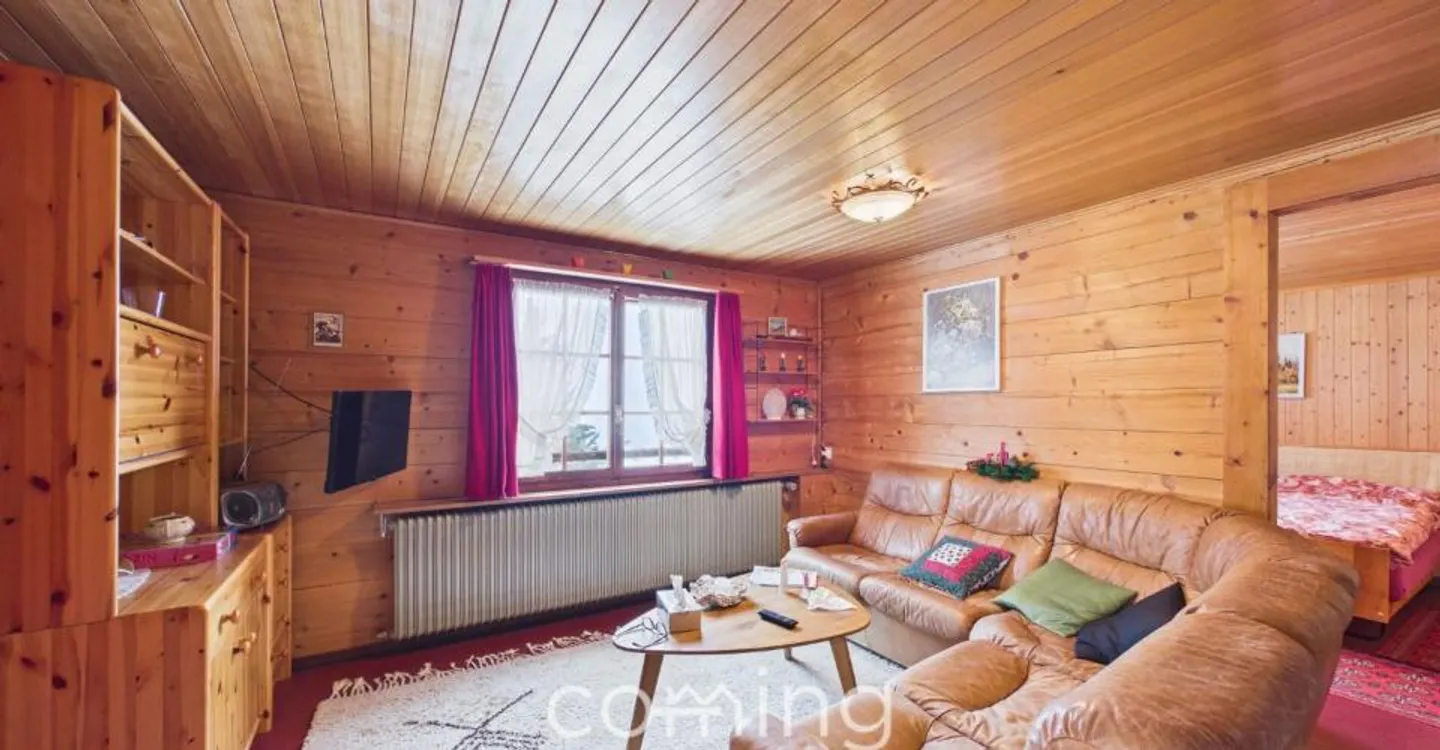 Chalet with Stunning Views - Photo 10 of 11