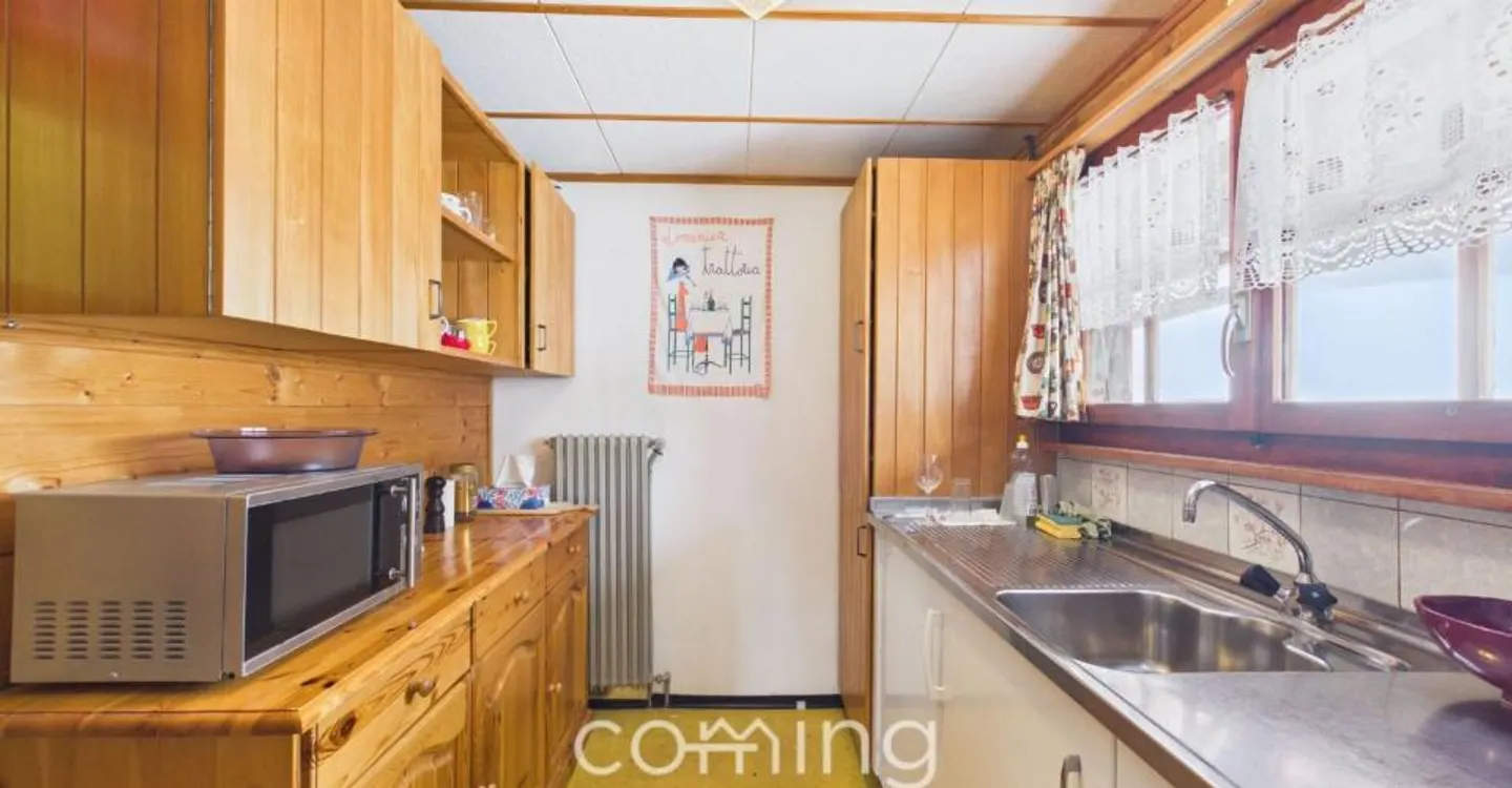 Chalet with Stunning Views - Photo 11 of 11