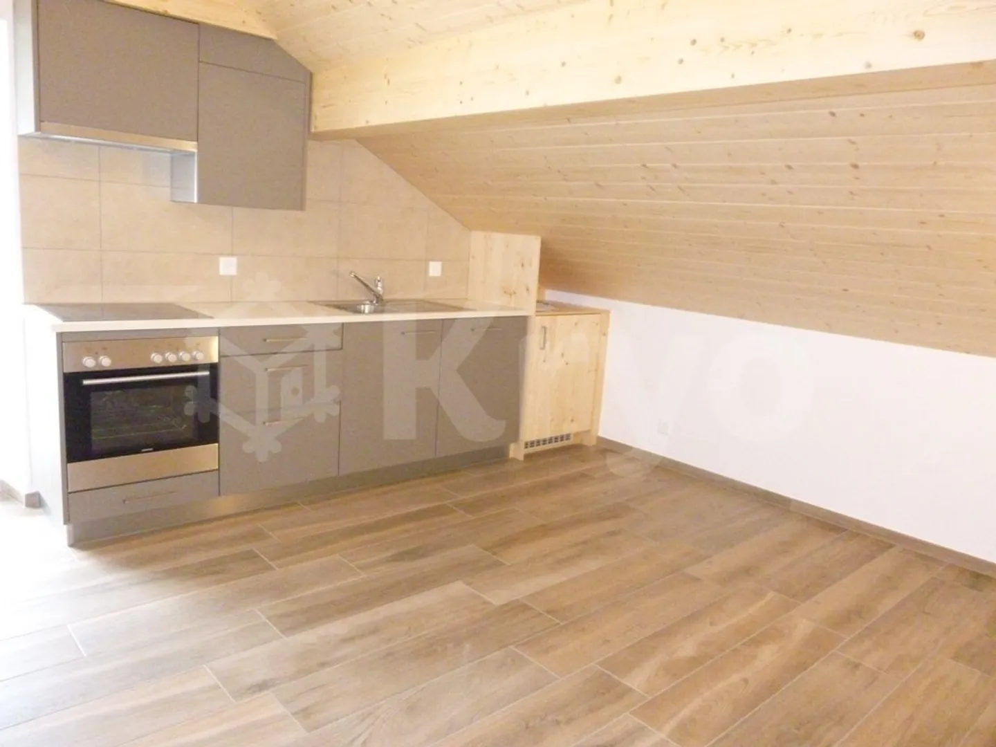 Appartement Charmant avec Grande Terrasse - Photo 7 sur 8
