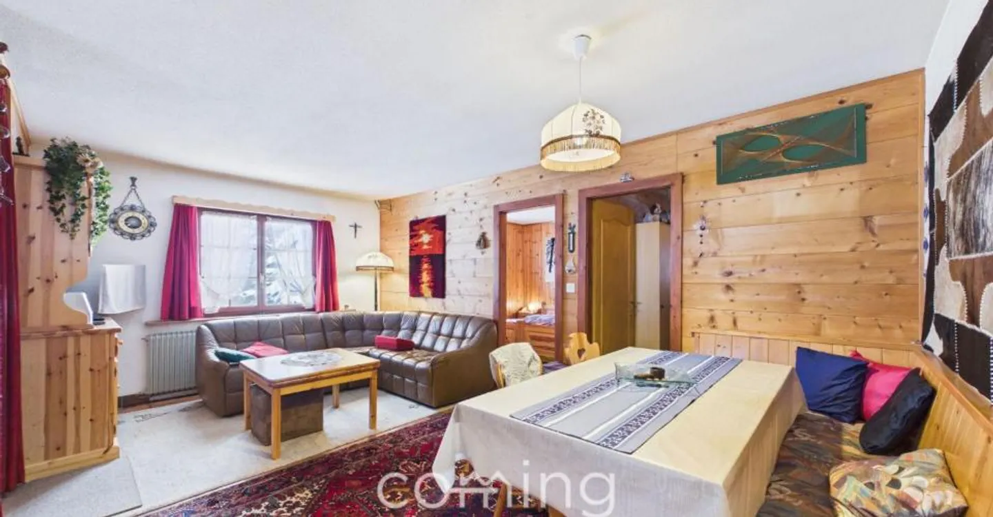 Chalet with Stunning Views - Photo 2 of 11