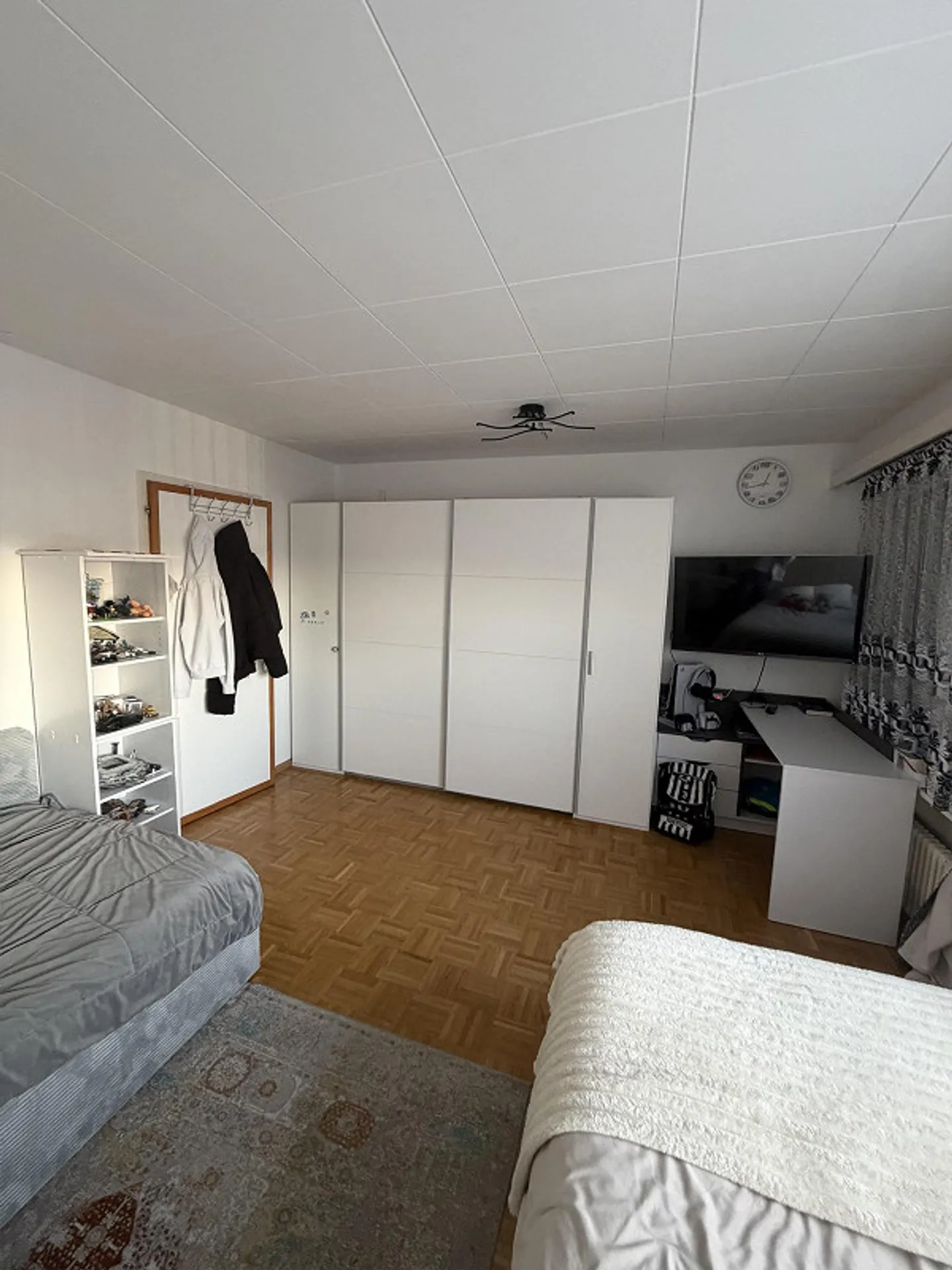 Apartment - Photo 5 of 11