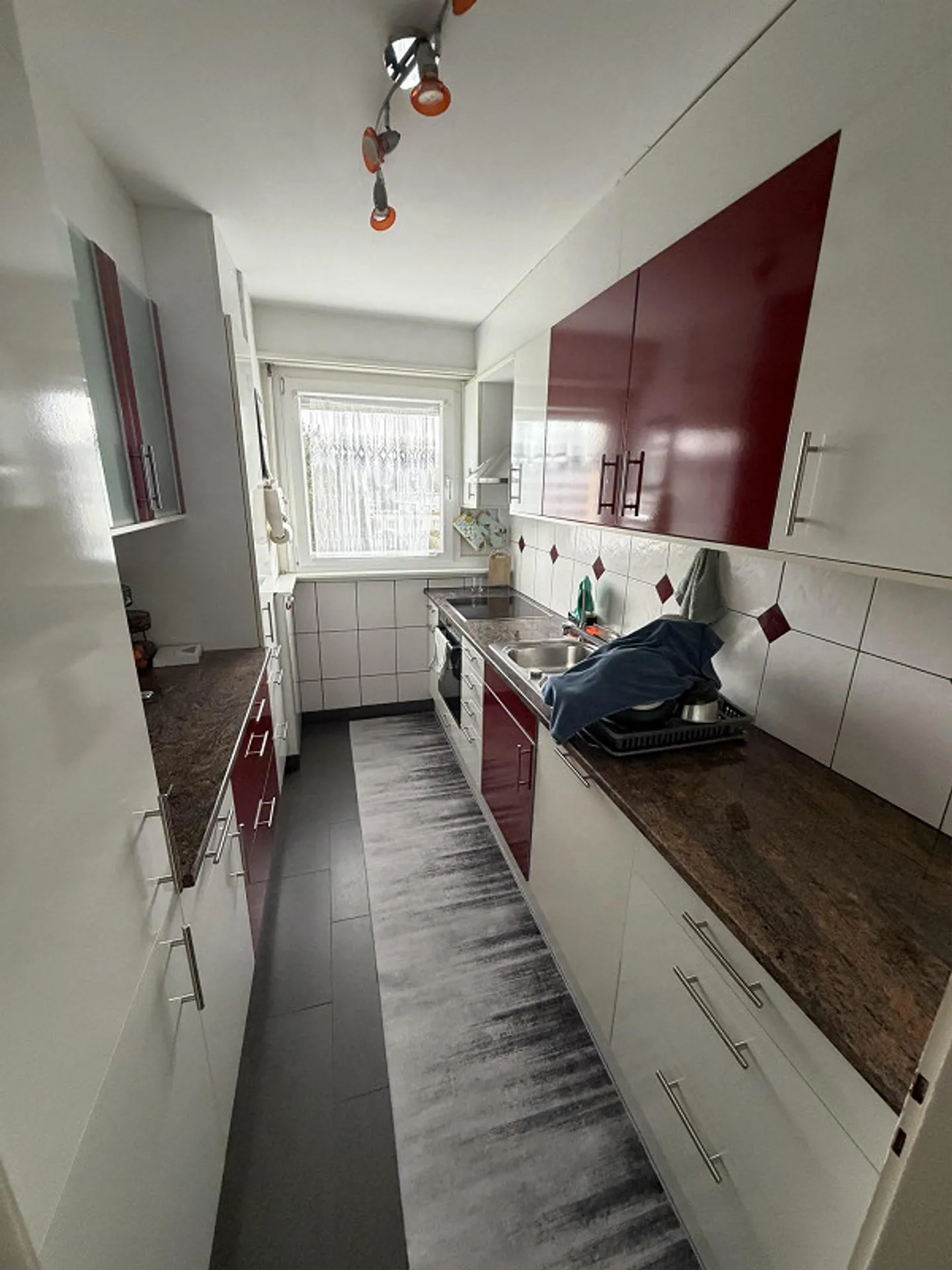 Apartment - Photo 6 of 11