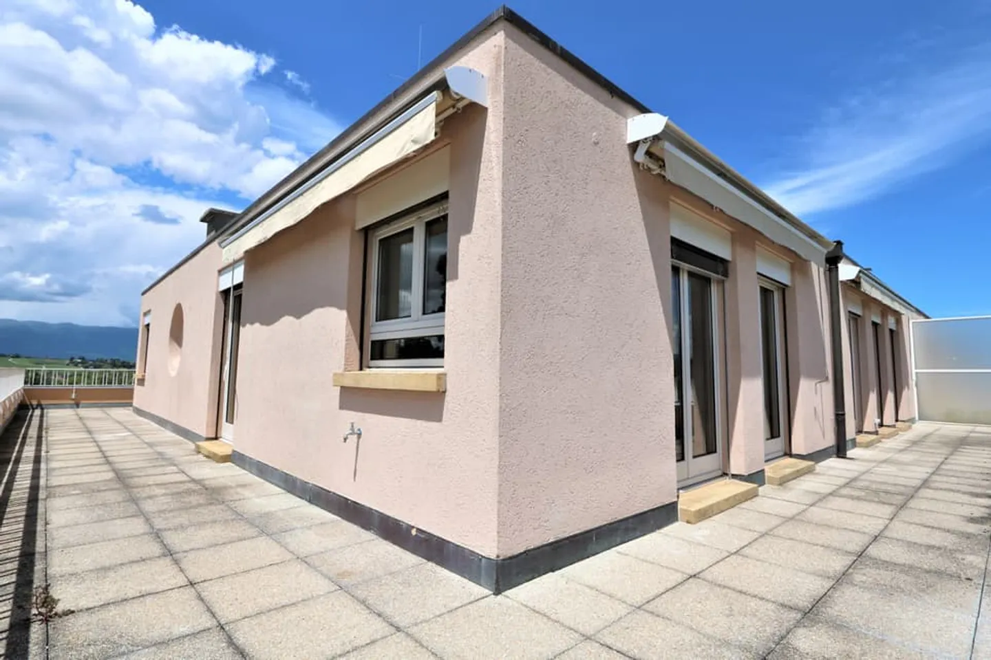 Appartamento attico con terrazza a Perly - Foto 11 di 12