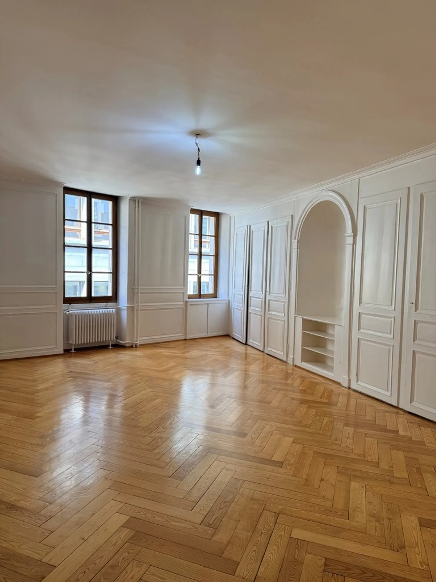 Bel appartement au cœur de la vieille ville - Photo 3 sur 5