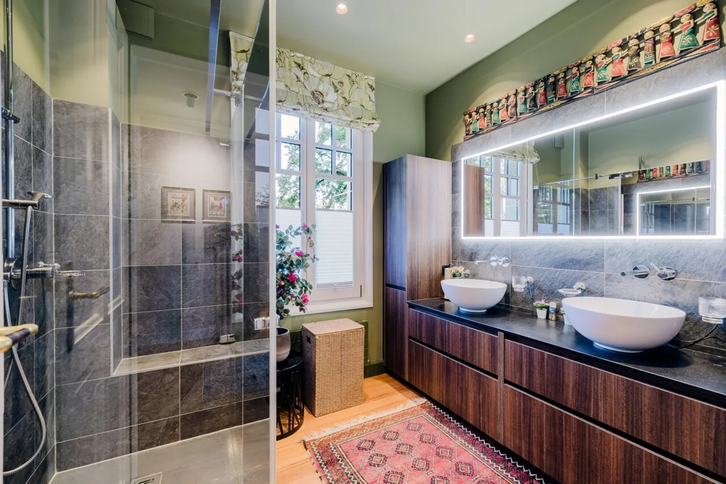 Haven of Peace with a View of Mont-Blanc - Photo 10 of 13