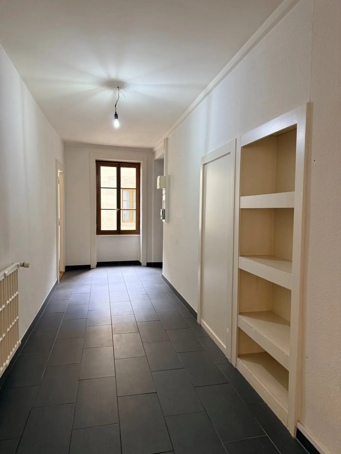 Bel appartement au cœur de la vieille ville - Photo 4 sur 5