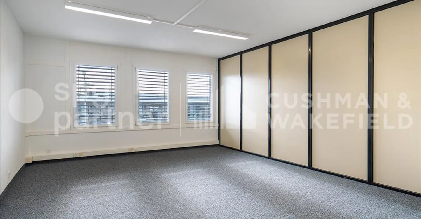 Spazio ufficio in affitto - Foto 5 di 12