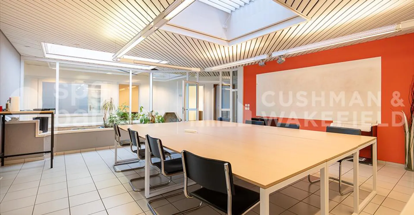 Spazio ufficio in affitto - Foto 10 di 12