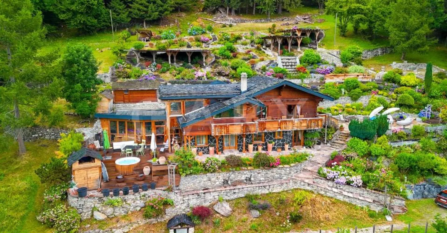 Proprietà alpina eccezionale ai piedi degli impianti di risalita - Foto 3 di 13